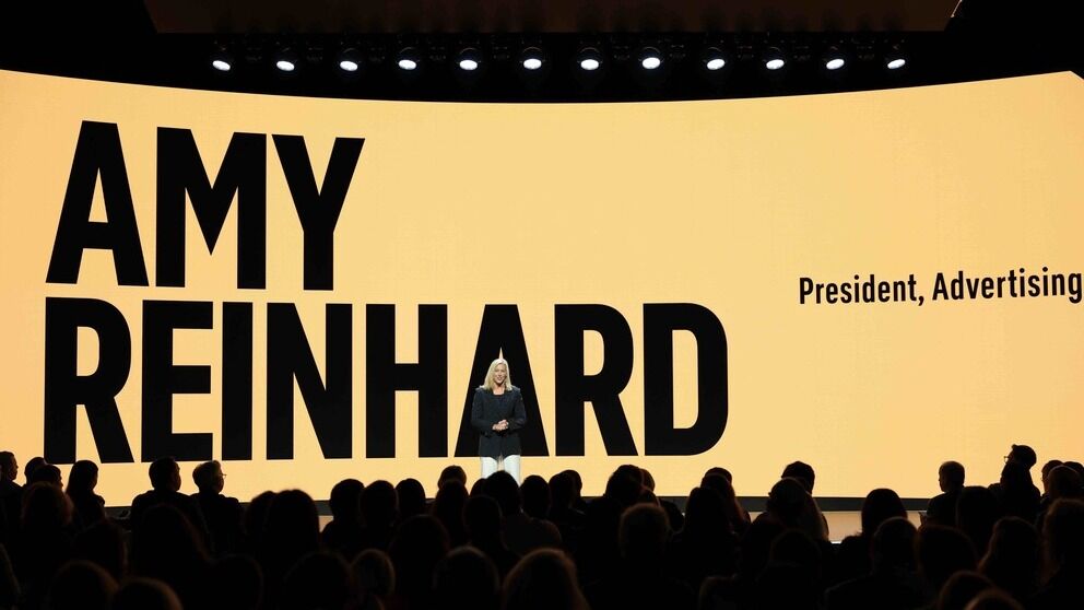 3.netflix.amyreinhard_80026.copy.jpg