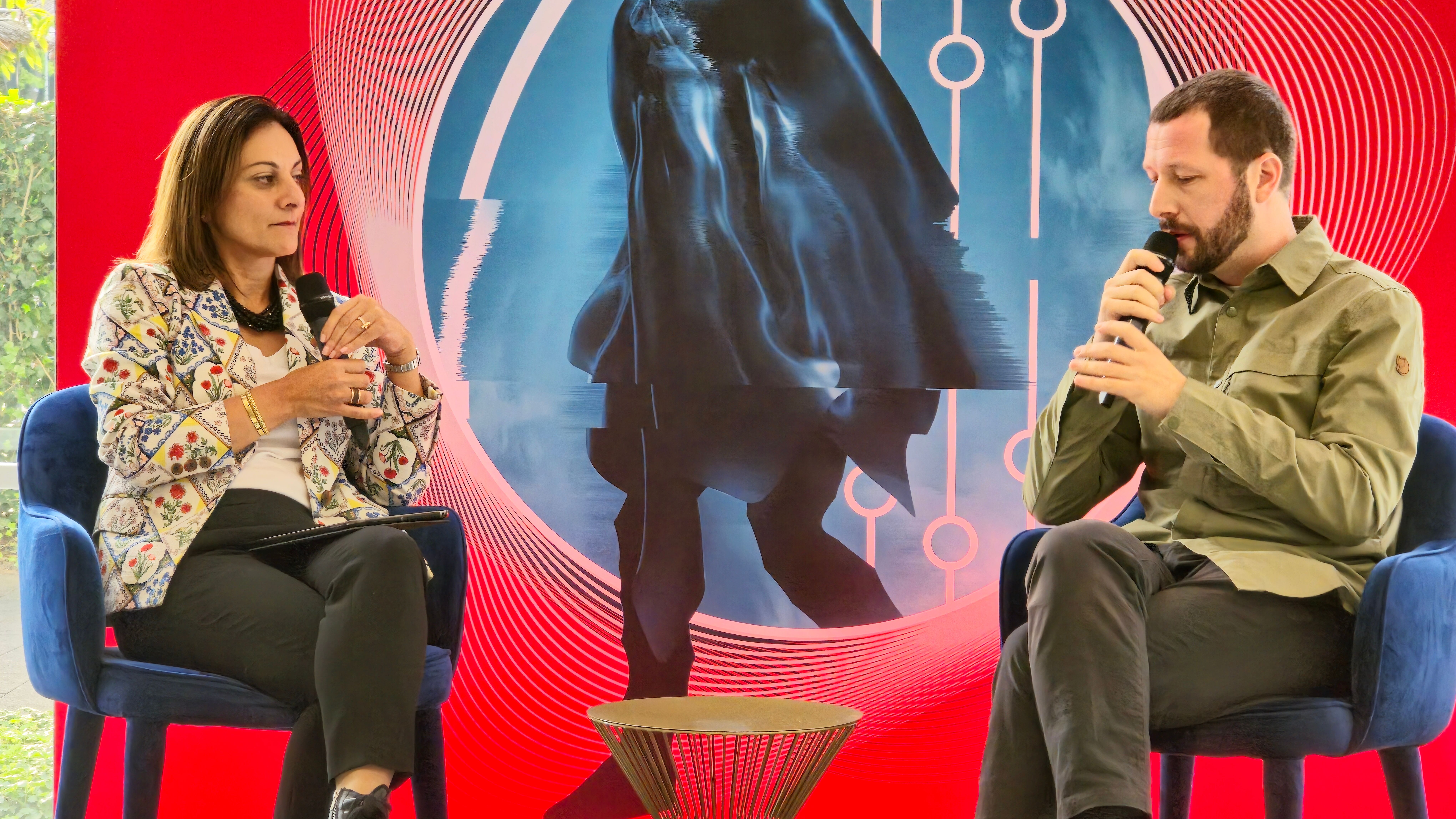 conferencehostsashaqadriwithmstyslavchernov_236739.jpg