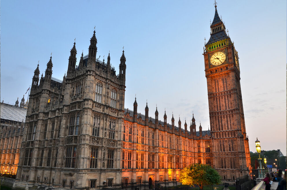 parliament_761292.jpg